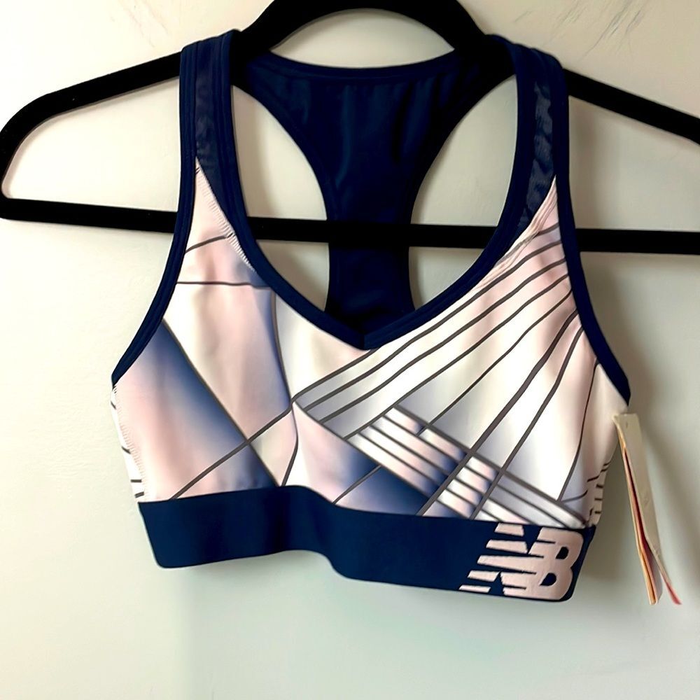 NWT New Balance Pace Bra size small athletic sporty
